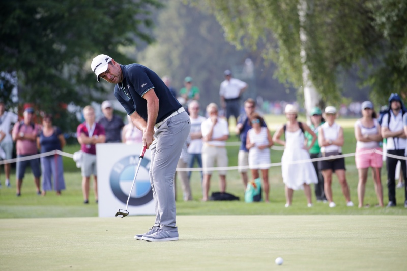 BMW International Open 2017 Runde 3 - Richard Bland puttet (Foto: BMW AG)